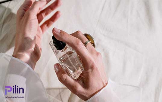 چگونه یک عطر ماندگار انتخاب کنیم؟