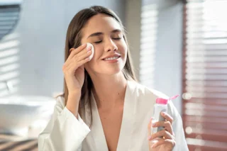 آرایش روی پوست: خطر یا زیبایی؟