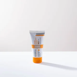 لوسیون ضد آفتاب رومینا بژ طلایی مناسب برای پوست چرب SPF25